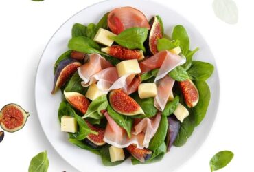 Parma ham and fig salad